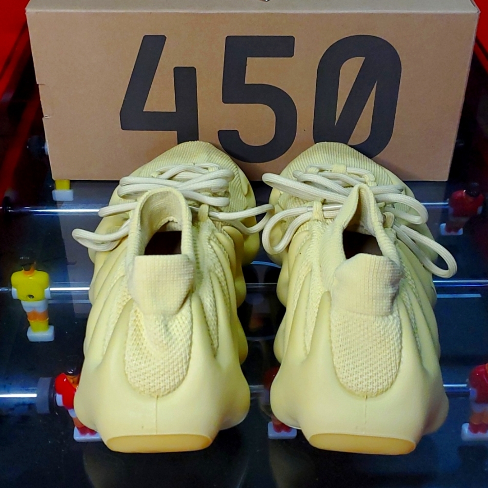 Yeezy 450 - Picture 5 of 11